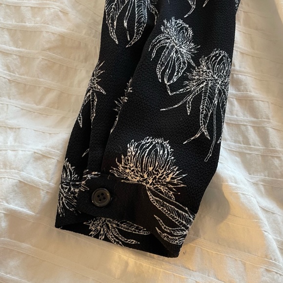 Flower Bud Shift Dress - ICHI - Picture 8 of 13